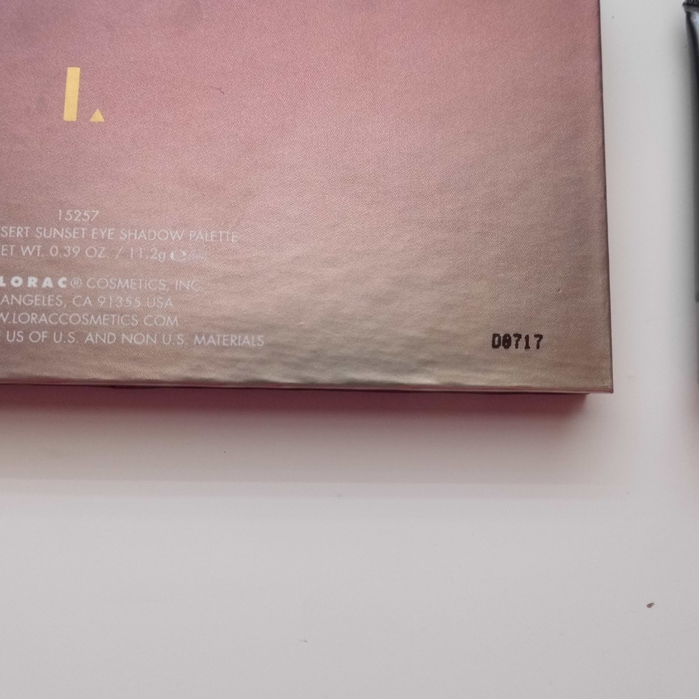 Lorac Unzipped Desert Sunset Palette with Primer - Picture 4 of 4